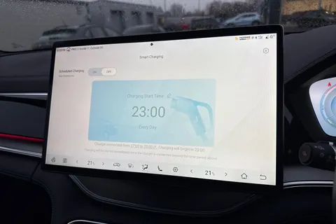 LD25TNN BYD Seal U 1.5 DM-i 18.3kWh Design CVT Auto AWD Euro 6 (s/s) 5dr Thumbnail #58