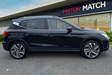 WR72ZSZ SEAT Arona 1.0 TSI FR Edition DSG Euro 6 (s/s) 5dr Thumbnail #4