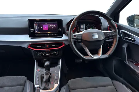 WR72ZSZ SEAT Arona 1.0 TSI FR Edition DSG Euro 6 (s/s) 5dr Thumbnail #19