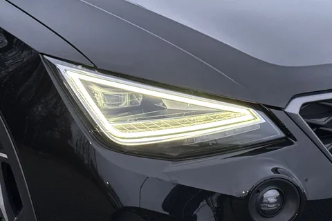 WR72ZSZ SEAT Arona 1.0 TSI FR Edition DSG Euro 6 (s/s) 5dr Thumbnail #28