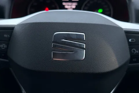 WR72ZSZ SEAT Arona 1.0 TSI FR Edition DSG Euro 6 (s/s) 5dr Thumbnail #40