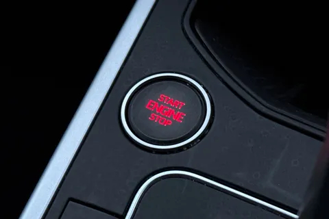 WR72ZSZ SEAT Arona 1.0 TSI FR Edition DSG Euro 6 (s/s) 5dr Thumbnail #44