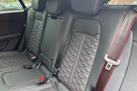 DX75UBO Audi RS Q8 SUV performance Carbon Black   640 PS tiptronic Thumbnail #19