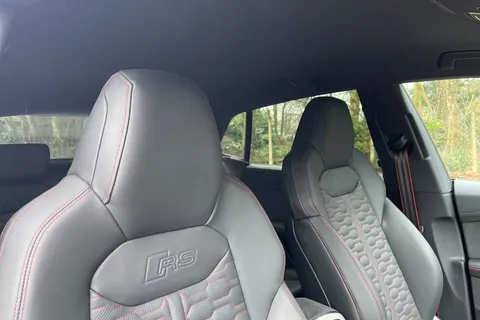 DX75UBO Audi RS Q8 SUV performance Carbon Black   640 PS tiptronic Thumbnail #24