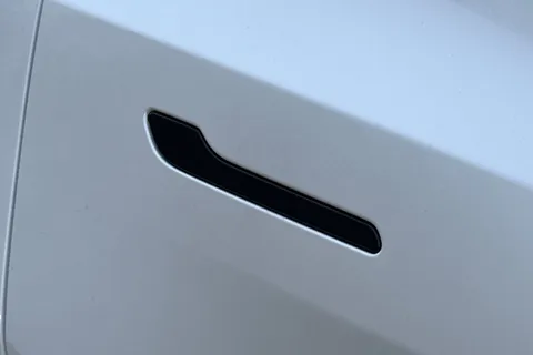 LB72XPG Tesla Model Y (Dual Motor) Long Range Auto 4WDE 5dr Thumbnail #31