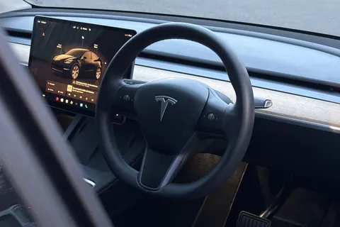 LB72XPG Tesla Model Y (Dual Motor) Long Range Auto 4WDE 5dr Thumbnail #36