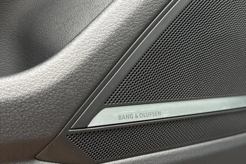 BP25TLO Audi A6 Avant Avant Black Edition 40 TDI quattro 204 PS S tronic Thumbnail #32