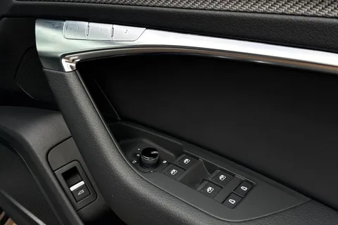 BP25TLO Audi A6 Avant Avant Black Edition 40 TDI quattro 204 PS S tronic Thumbnail #43