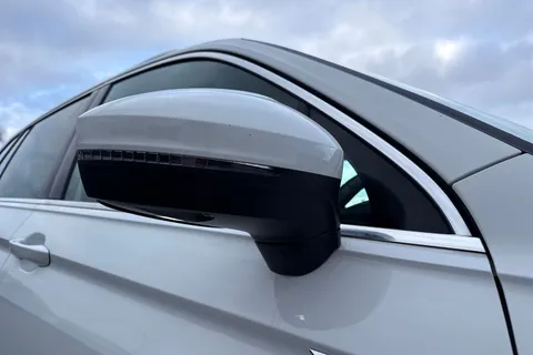 SW20OGH Volkswagen Tiguan 2.0 TDi 190 4Motion R-Line Tech 5dr DSG Thumbnail #27