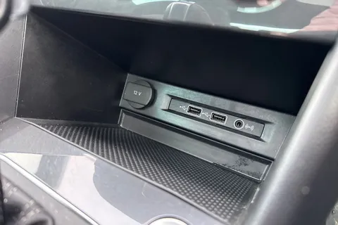 SW20OGH Volkswagen Tiguan 2.0 TDi 190 4Motion R-Line Tech 5dr DSG Thumbnail #41