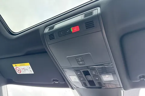 SW20OGH Volkswagen Tiguan 2.0 TDi 190 4Motion R-Line Tech 5dr DSG Thumbnail #42