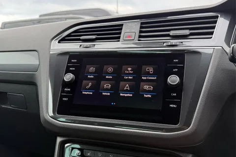 SW20OGH Volkswagen Tiguan 2.0 TDi 190 4Motion R-Line Tech 5dr DSG Thumbnail #50