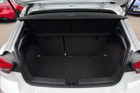 PJ72UEH SEAT Ibiza 1.0 TSI FR Edition Euro 6 (s/s) 5dr Thumbnail #11