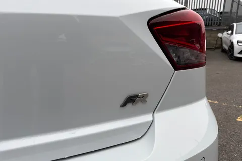 PJ72UEH SEAT Ibiza 1.0 TSI FR Edition Euro 6 (s/s) 5dr Thumbnail #26