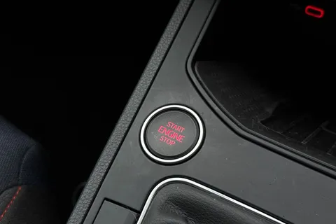 PJ72UEH SEAT Ibiza 1.0 TSI FR Edition Euro 6 (s/s) 5dr Thumbnail #40