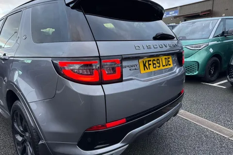 KF69LDE Land Rover Discovery Sport 2.0 D240 MHEV R-Dynamic HSE Auto 4WD Euro 6 (s/s) 5dr Thumbnail #17