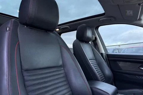 KF69LDE Land Rover Discovery Sport 2.0 D240 MHEV R-Dynamic HSE Auto 4WD Euro 6 (s/s) 5dr Thumbnail #22