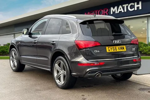 GY66NMM Audi Q5 2.0 TDI S line Plus S Tronic quattro Euro 6 (s/s) 5dr Thumbnail #5