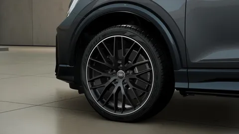  Audi SQ2 2.0 TFSI Black Edition S Tronic quattro Euro 6 (s/s) 5dr Thumbnail #4