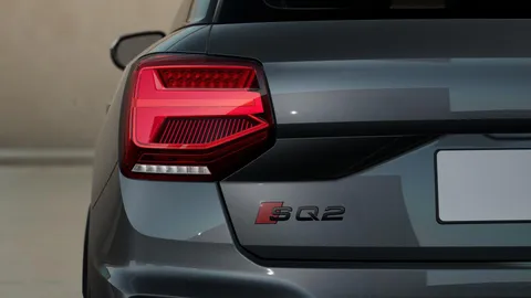  Audi SQ2 2.0 TFSI Black Edition S Tronic quattro Euro 6 (s/s) 5dr Thumbnail #7