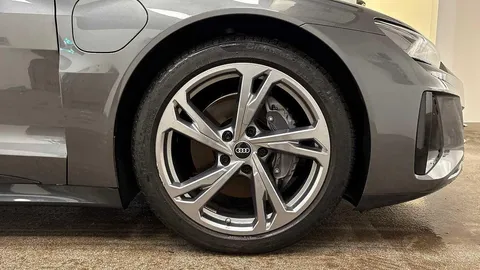 LR71MKX Audi e-tron GT    quattro 350,00 kW Thumbnail #5