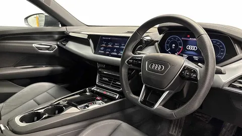 LR71MKX Audi e-tron GT    quattro 350,00 kW Thumbnail #6