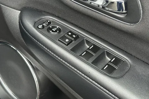 PX20GZG Honda HR-V 1.5 i-VTEC SE CVT 5dr Thumbnail #23