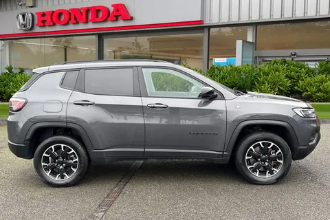 YX72HEJ Jeep Compass 1.3 T4 GSE 4xe PHEV Trailhawk 5dr Auto Thumbnail #7