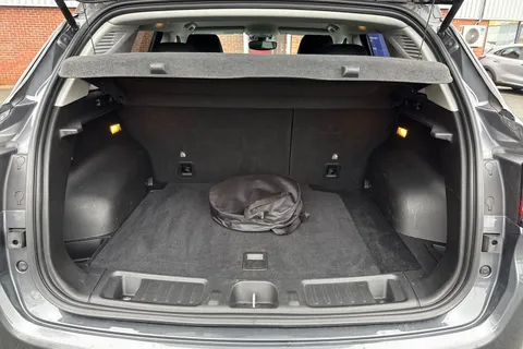 YX72HEJ Jeep Compass 1.3 T4 GSE 4xe PHEV Trailhawk 5dr Auto Thumbnail #18