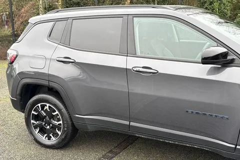 YX72HEJ Jeep Compass 1.3 T4 GSE 4xe PHEV Trailhawk 5dr Auto Thumbnail #31