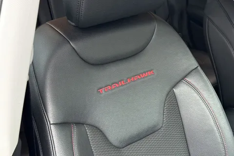 YX72HEJ Jeep Compass 1.3 T4 GSE 4xe PHEV Trailhawk 5dr Auto Thumbnail #34