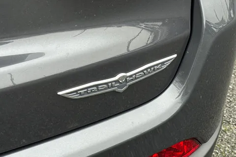 YX72HEJ Jeep Compass 1.3 T4 GSE 4xe PHEV Trailhawk 5dr Auto Thumbnail #36