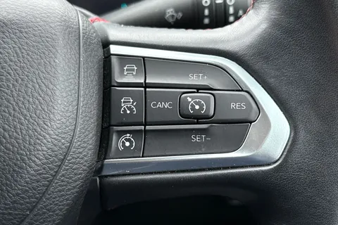 YX72HEJ Jeep Compass 1.3 T4 GSE 4xe PHEV Trailhawk 5dr Auto Thumbnail #42