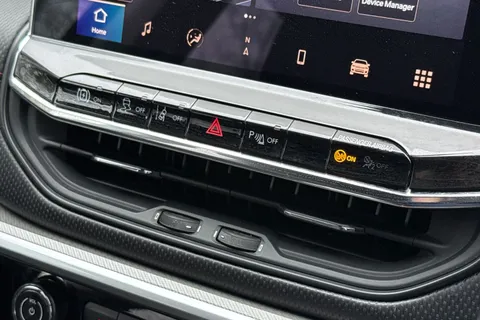 YX72HEJ Jeep Compass 1.3 T4 GSE 4xe PHEV Trailhawk 5dr Auto Thumbnail #43