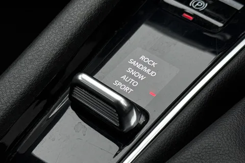 YX72HEJ Jeep Compass 1.3 T4 GSE 4xe PHEV Trailhawk 5dr Auto Thumbnail #45