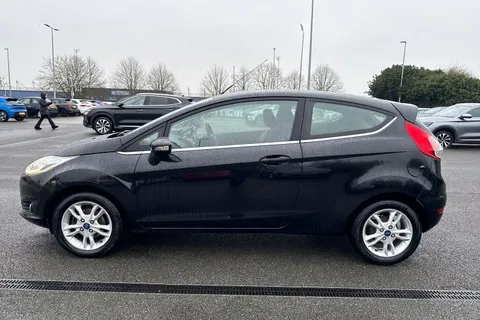 30 of 62 for Ford Fiesta 1.25 Zetec Euro 6 3dr