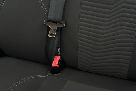 34 of 62 for Ford Fiesta 1.25 Zetec Euro 6 3dr