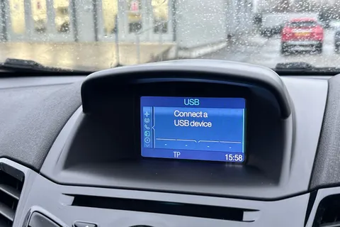 42 of 62 for Ford Fiesta 1.25 Zetec Euro 6 3dr