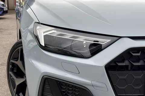 Audi A1 1.0 TFSI 30 Black Edition Sportback S Tronic Euro 6 (s/s) 5dr Thumbnail #9