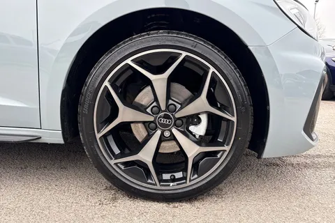 Audi A1 1.0 TFSI 30 Black Edition Sportback S Tronic Euro 6 (s/s) 5dr Thumbnail #10