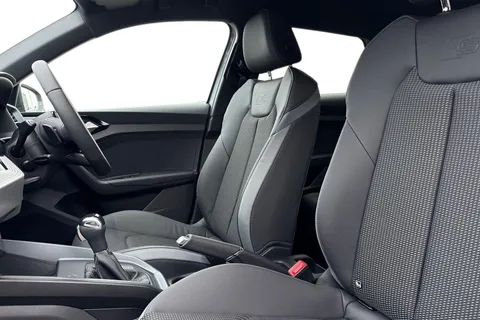 Audi A1 1.0 TFSI 30 Black Edition Sportback S Tronic Euro 6 (s/s) 5dr Thumbnail #16