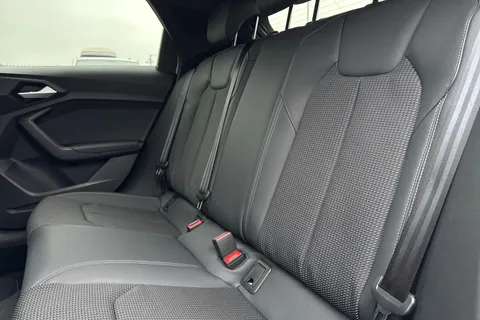 Audi A1 1.0 TFSI 30 Black Edition Sportback S Tronic Euro 6 (s/s) 5dr Thumbnail #19