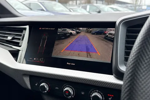 Audi A1 1.0 TFSI 30 Black Edition Sportback S Tronic Euro 6 (s/s) 5dr Thumbnail #30