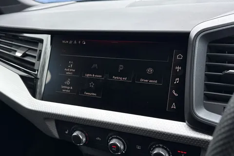 Audi A1 1.0 TFSI 30 Black Edition Sportback S Tronic Euro 6 (s/s) 5dr Thumbnail #40