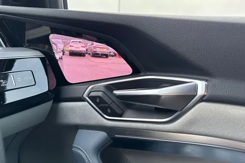 AY21WCD Audi e-tron Sportback Edition 1 55 quattro 300,00 kW Thumbnail #21