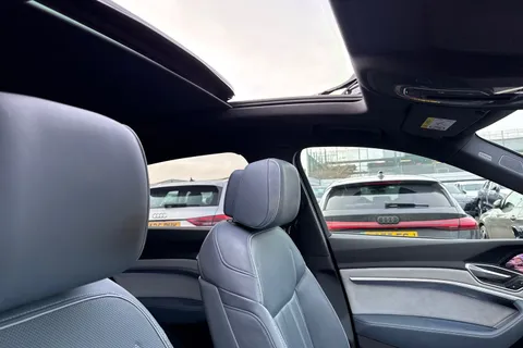 AY21WCD Audi e-tron Sportback Edition 1 55 quattro 300,00 kW Thumbnail #25