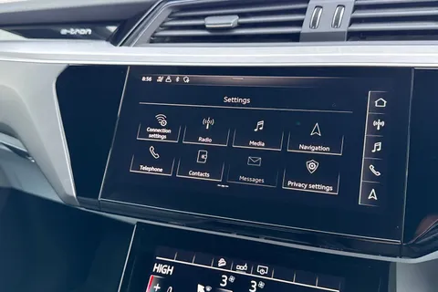 AY21WCD Audi e-tron Sportback Edition 1 55 quattro 300,00 kW Thumbnail #52