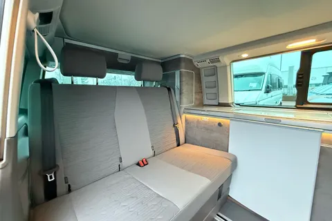 DK25ZYR Volkswagen California 2.0 TDI Ocean 204 4dr DSG-Dynamic Chassis Control-5 Plus Promise Thumbnail #45