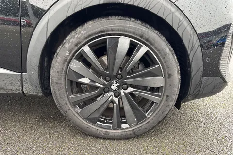 AF71XLS PEUGEOT 3008 1.6 13.2kWh GT Premium e-EAT Euro 6 (s/s) 5dr Thumbnail #10