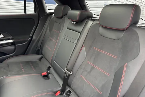 PO72TZK Mercedes-Benz Eqa EQA 350 66.5kWh AMG Line (Premium) Auto 4MATIC 5dr Thumbnail #20